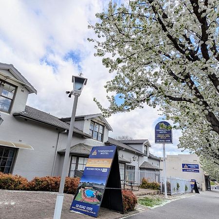 Townhouse Motel Cowra Ngoại thất bức ảnh