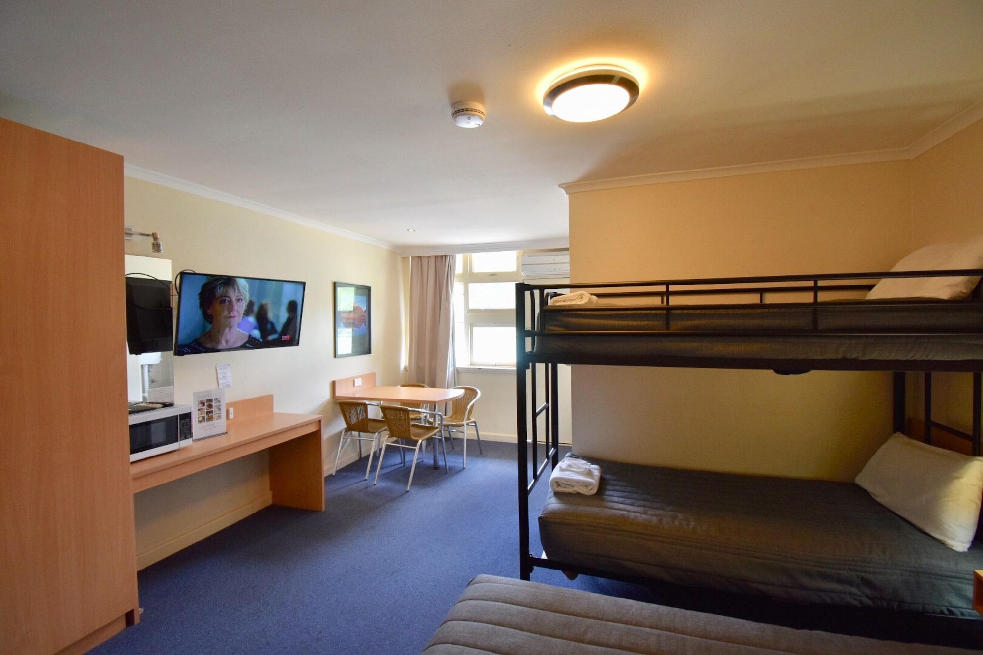 Townhouse Motel Cowra Ngoại thất bức ảnh