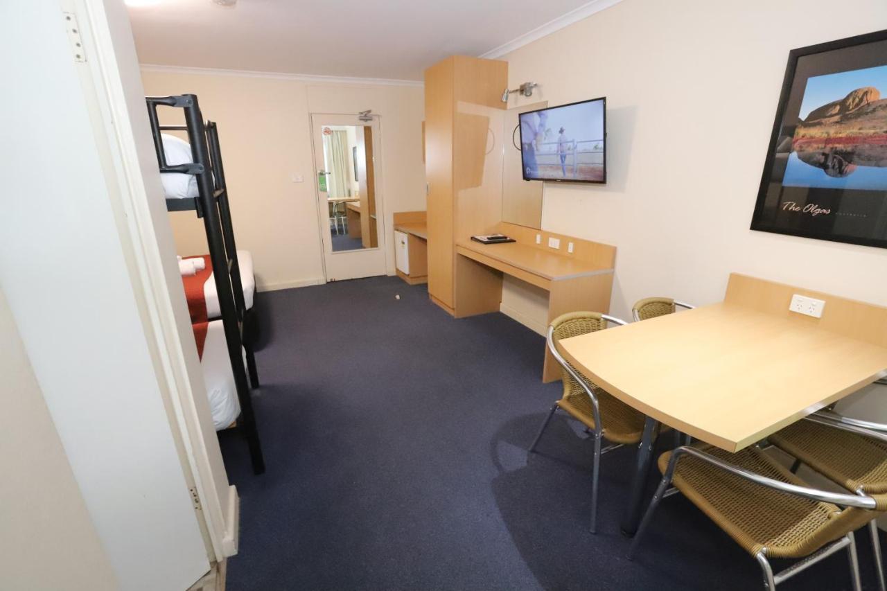 Townhouse Motel Cowra Ngoại thất bức ảnh