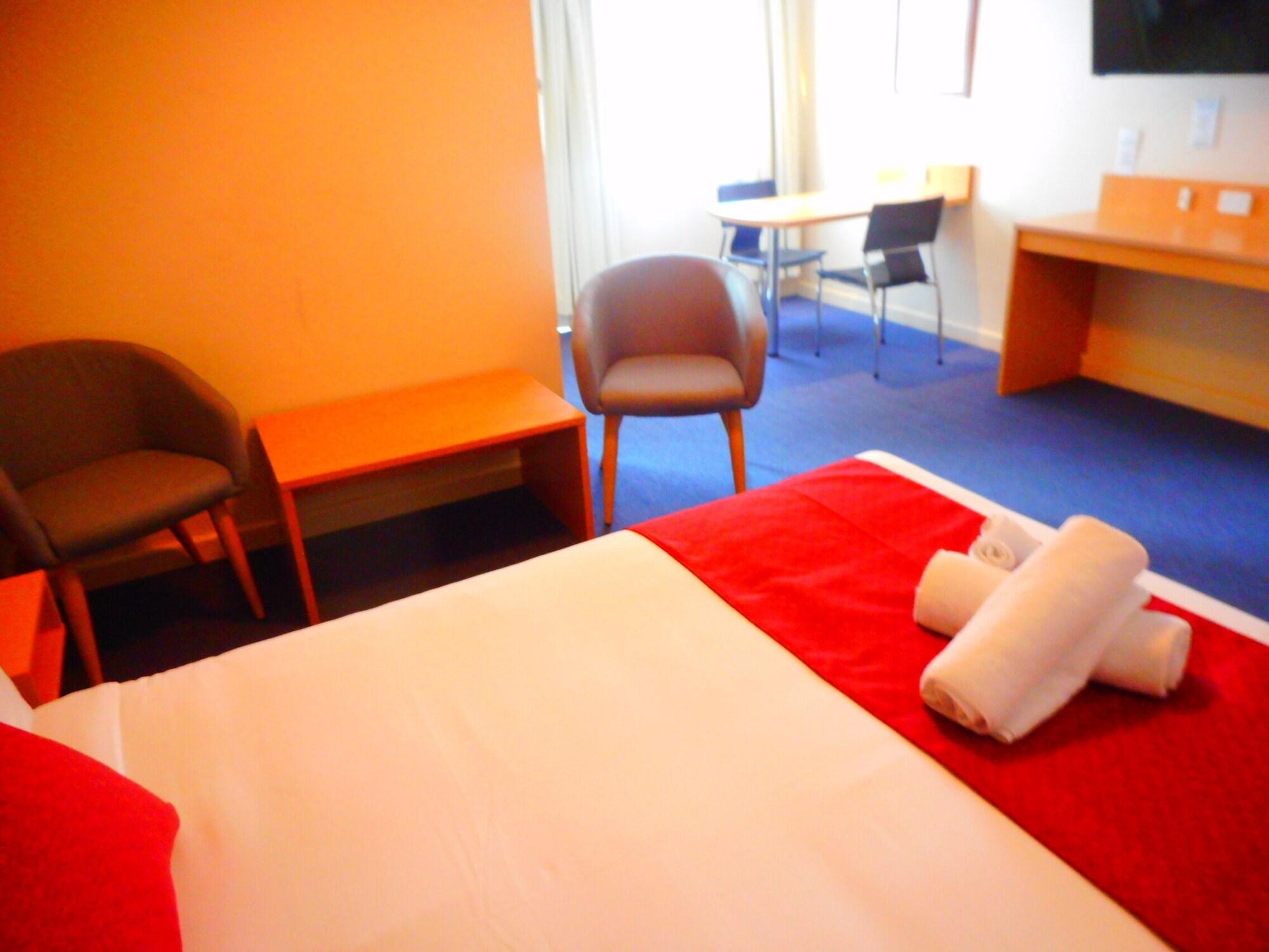 Townhouse Motel Cowra Ngoại thất bức ảnh