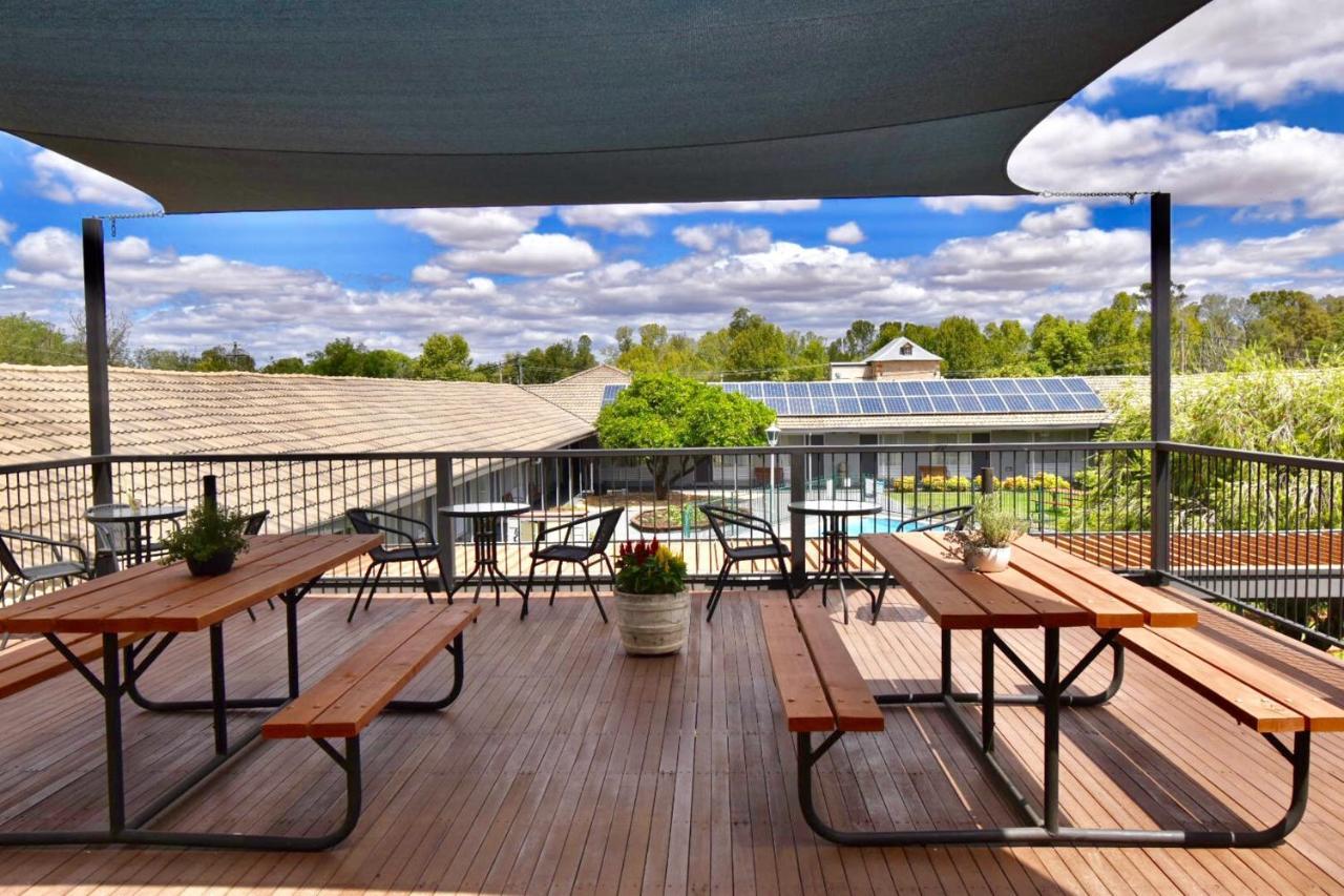 Townhouse Motel Cowra Ngoại thất bức ảnh